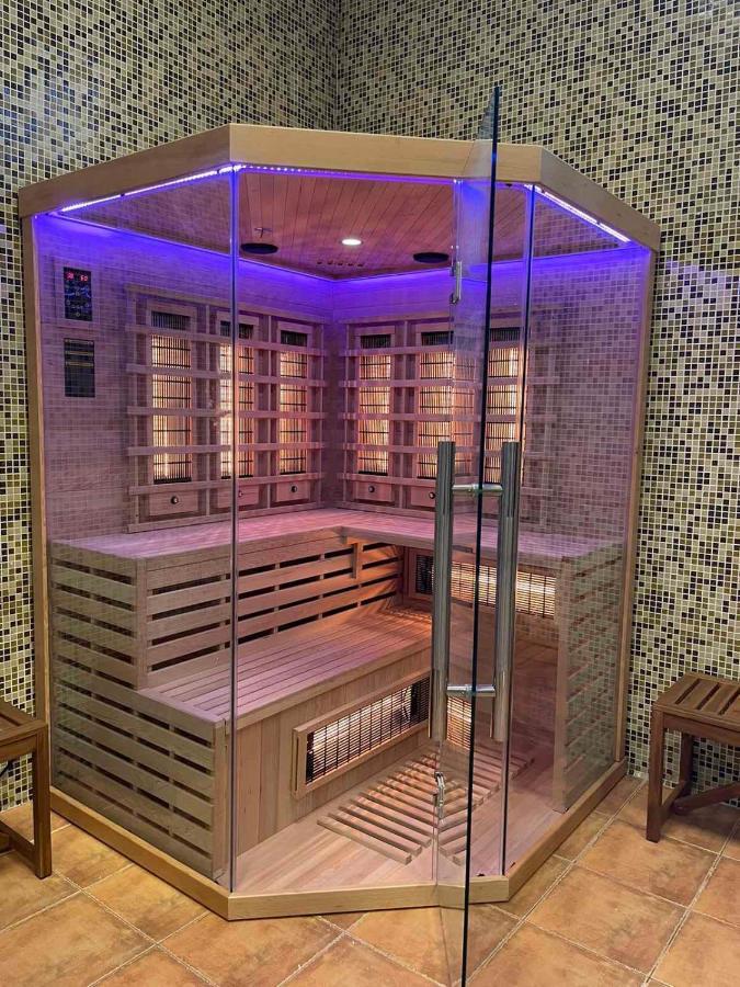 סמוליאן Black Box Studio מראה חיצוני תמונה